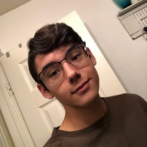 Meet your Posher, Connor